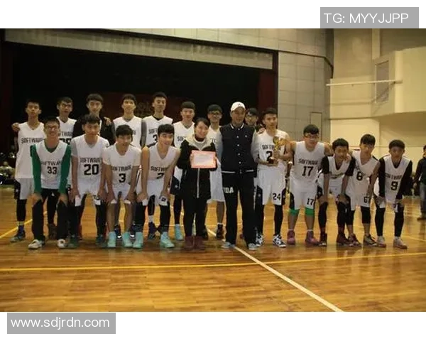 杭州篮球队的比赛经验分享与成长之路探讨