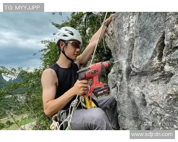 重庆攀岩队的边路渗透与深度探索之旅揭秘 重庆攀岩队的边路渗透与深度探索之旅揭秘