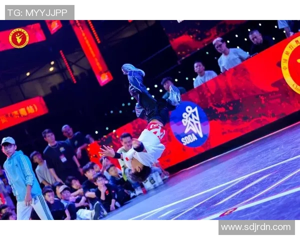 重庆街舞队的盯防策略解析与街舞文化的深度融合探讨